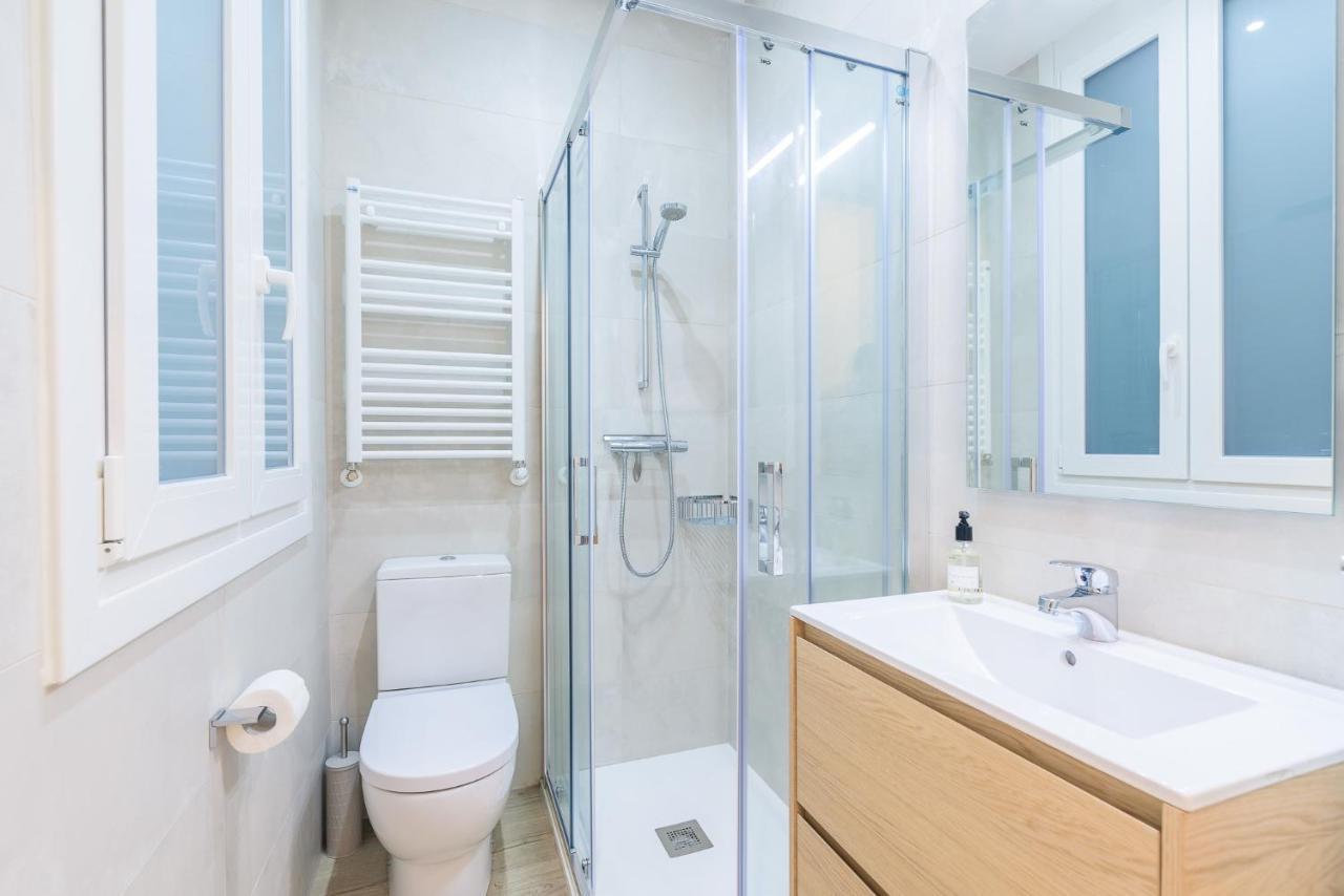 Paris La Concha - Ib Apartments San Sebastian Luaran gambar